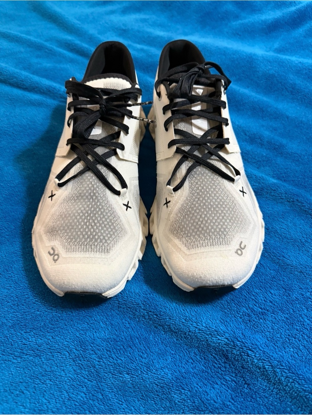 On Running ‘Cloud X3’ with the Ivory/Black color-way in men’s size 11